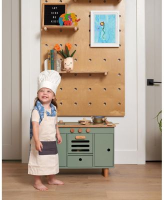 The Play Kitchen