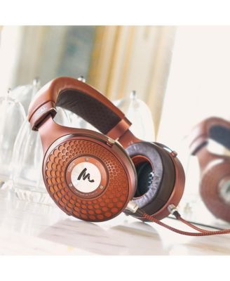 Stellia Closed-Back Circum-Aural Over-Ear Headphones (Cognac)