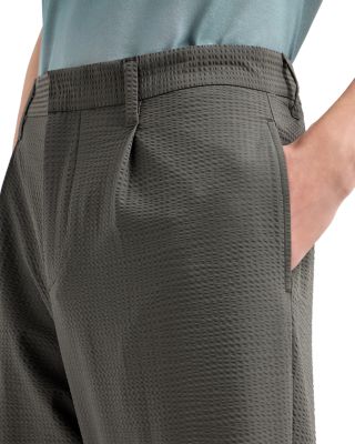 Technical Nylon Blend Seersucker Regular Fit Pleated Pants