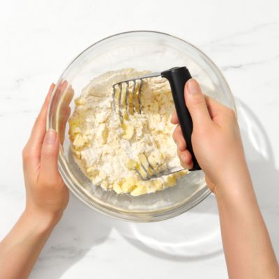Good Grips Dough Blender with Blades