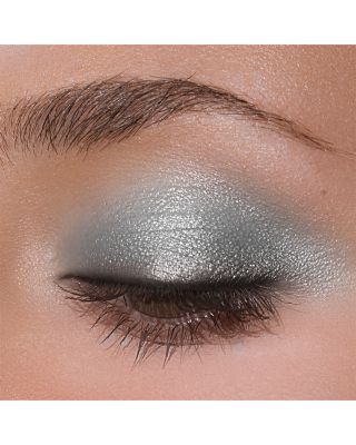 24-Hour Eyeshadow & Liner