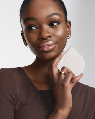 Solar Infusion Soft-Focus Cream Bronzer