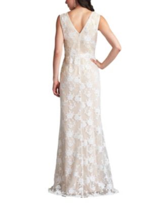 Windsor Sleeveless V-Neck Lace Gown