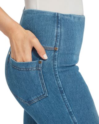 Baby Bootcut Jeans in Mid Wash