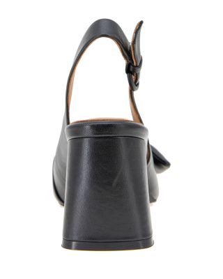 Women's Diana Pointed Pumps