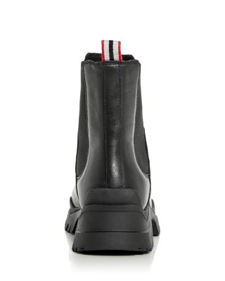 Women's Winica Chelsea Booties