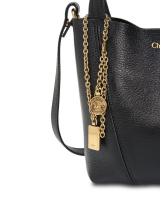 Small Spin Tote in Leather