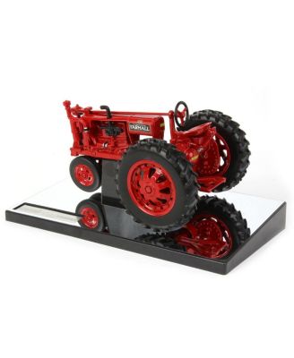  1/16 International Harvester Farmall Tractor 100th Anniversary Edition 14 - Ages 5-7