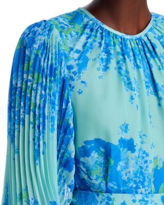  Floral Print Pleated Dress