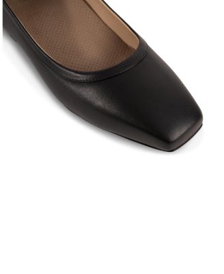  Women's Amy Orthopedic Square Toe Ballet Flats