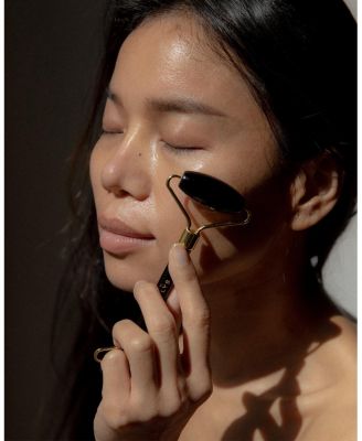 Black Obsidian Gua Sha + Face Roller Set