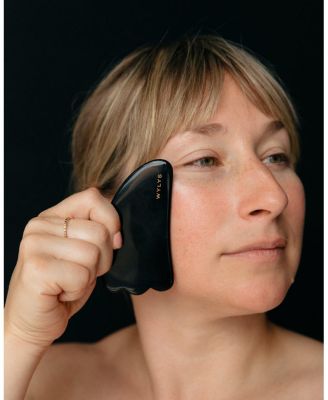 Black Obsidian Gua Sha + Face Roller Set