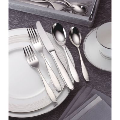 65 Piece Palmer Flatware Set, Service for 12