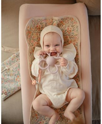 Daisy Rattle Teether