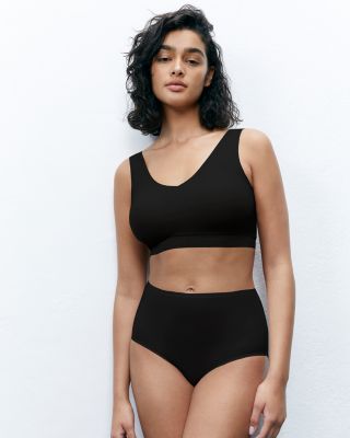 Soft Stretch One-Size Seamless Briefs