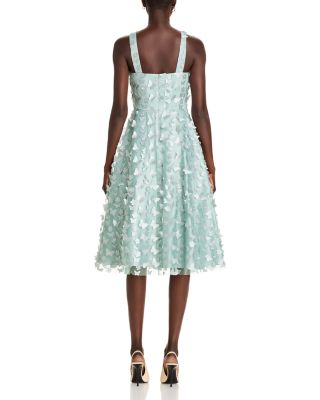 3D Appliqu&amp;eacute; Midi Dress