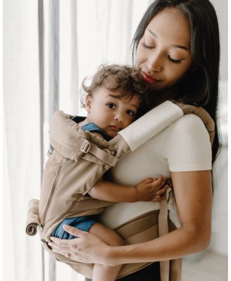 Huggs Hip Seat Baby Carrier with Patented Hipbelt