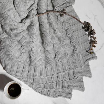 Chunky Cable Throw Blanket