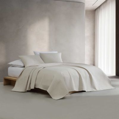 Mini Channel Stitch Solid 3 Piece Quilt Set, Queen