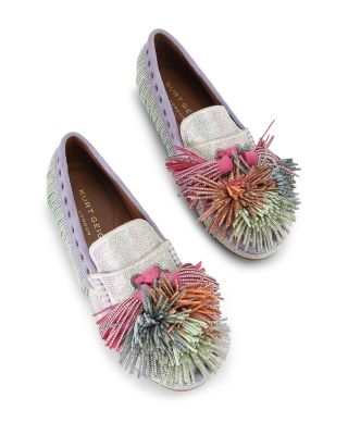 Women&#39;s Pom Pom Moccasin Loafer Flats