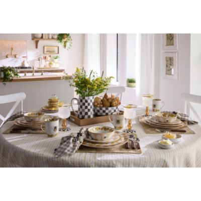 Queen Bee Dinnerware Collection
