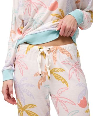 Star Seeker Lounge Set in Beach Day