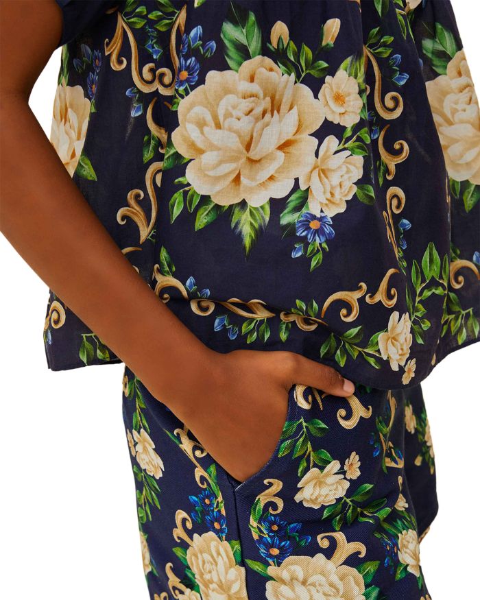 Flower Tapestry Shorts