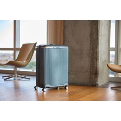 Silhouette 18 Hardside Medium Spinner Suitcase