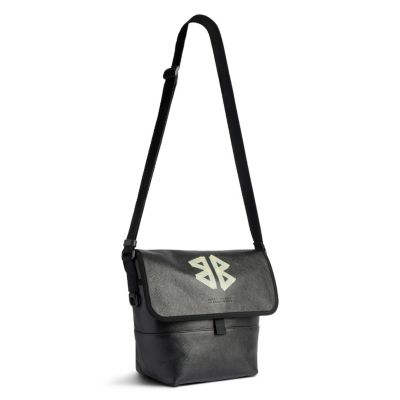 Explorer Small Messenger Bag