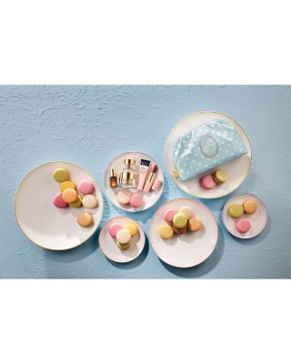 Estée Lauder Six-piece gift (a $285 value) with any $75 Estée