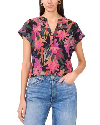 VINCE CAMUTO - Printed Split Neck Short Sleeve Blouse