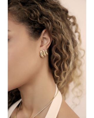 Metal Moderna Stud Earrings