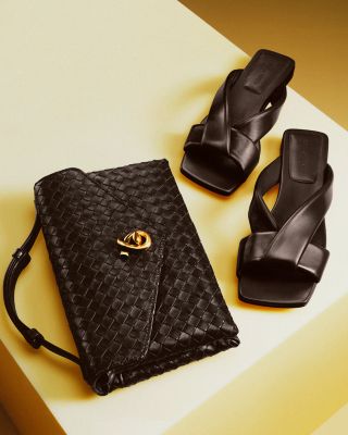 ハンドバッグ Bottega Veneta Knot Lock Handbag In Intrecciato Nappa Bottega Veneta Knot Lock Intrecciato Leather Top Handle Bag