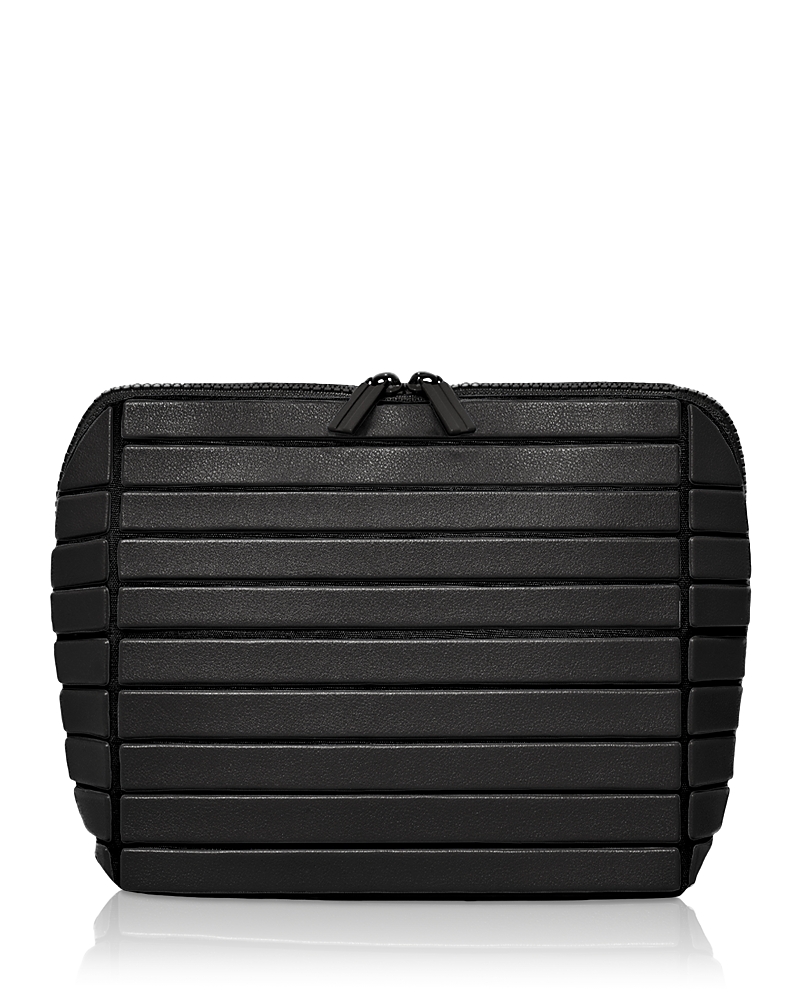 Parallelle The Onyx Traveller Cosmetic Bag In Black