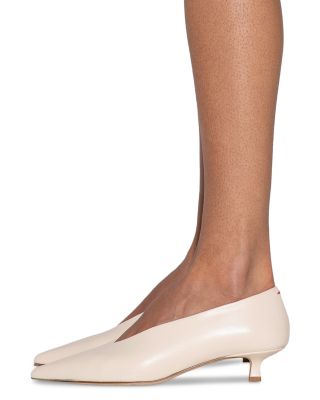 Women's Clara Pointed Pumps