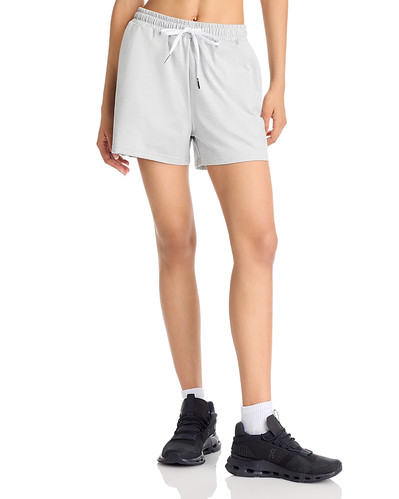 On Courtside Shorts In Gray