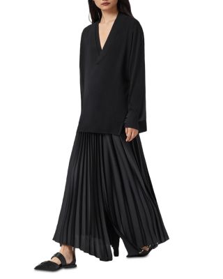 Bern Paneled V Neck Sweater