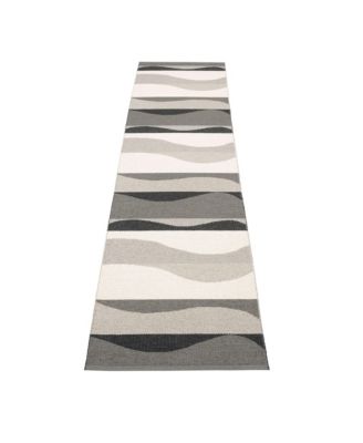  Urvi Rug, 2&#39;3&amp;#x22; x 9&#39;9&amp;#x22;