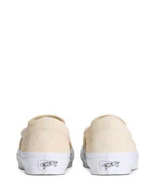 Women&#39;s LX Classic Slip On Sneakers