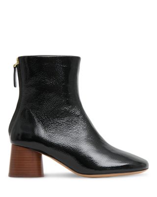 Women&#39;s Glove Boots