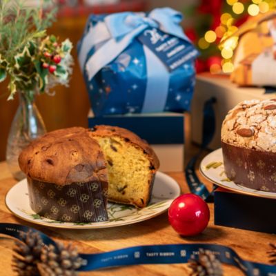 Classic Panettone Cake