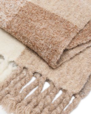 Color Block Boucl&eacute; Scarf - Exclusive