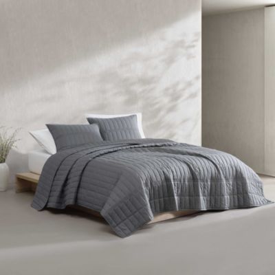 Washed Percale Solid 3 Piece Quilt Set, Queen