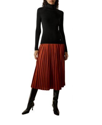 Seamless Silk-Cashmere Blend Turtleneck Sweater