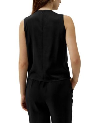 Sleeveless Minimalist Top