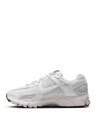 Women&#39;s Zoom Vomero 5 Sneakers
