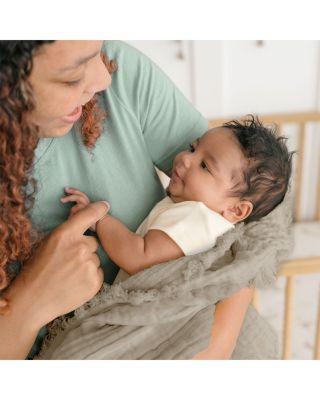 Multi Layer Ombr&eacute; Muslin Blanket