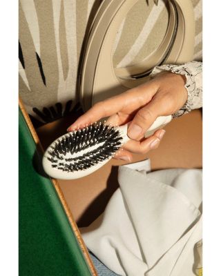 N.03 The Small Essential Softness Gentle Scalp Care Hair Brush - Creamy White