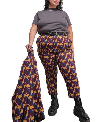  The Empower Slim Crop Pant