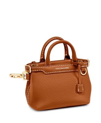 The SABR&Eacute;MOJI™ Petite Palais Charm